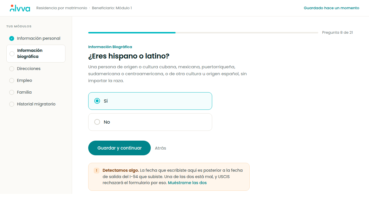 La pantalla de preguntas de Alvva, donde respondes con tus palabras y subes documentos desde tu teléfono.